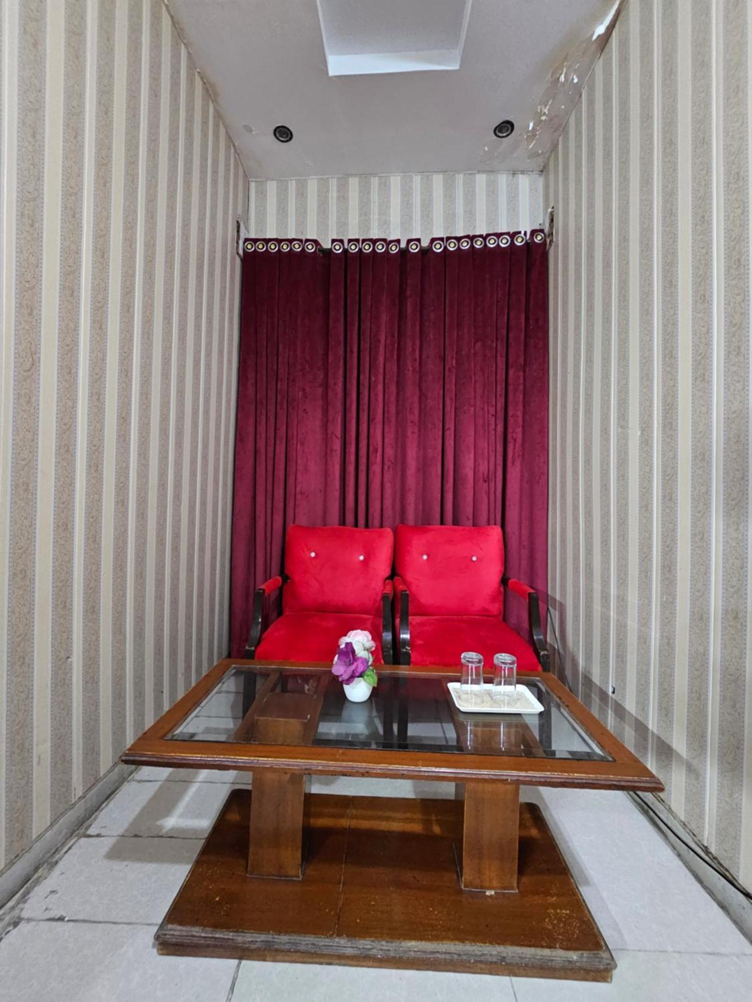 לאהור Hotel Tulip Inn, Gulberg מראה חיצוני תמונה