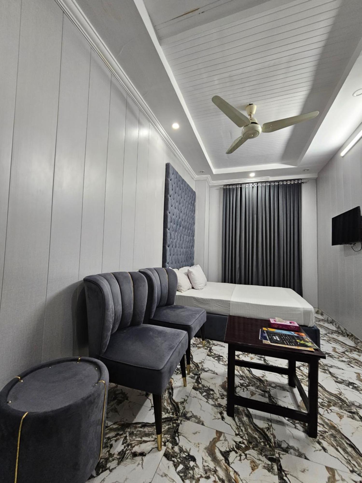 לאהור Hotel Tulip Inn, Gulberg מראה חיצוני תמונה
