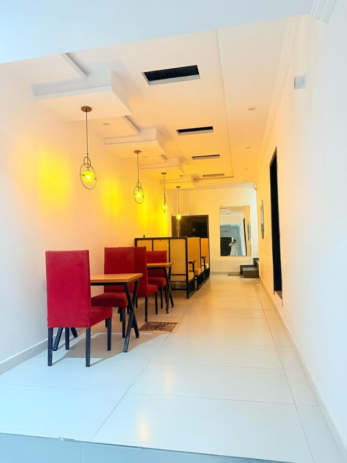 לאהור Hotel Tulip Inn, Gulberg מראה חיצוני תמונה